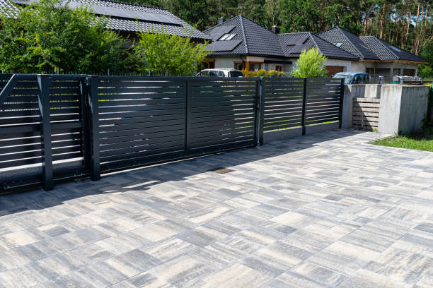 Best Driveway Paving Contractor  in Bondurant, IA